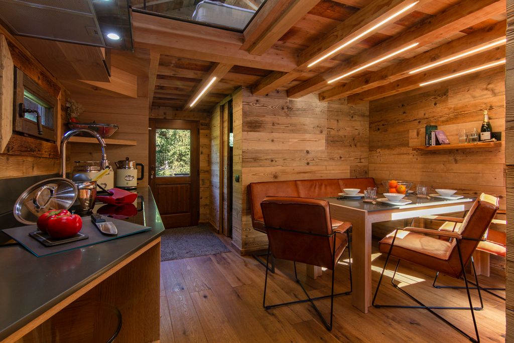 Chalet Tresor Chamonix Olivers Travels 7