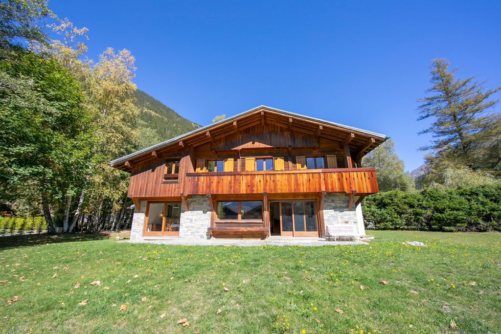 Chalet Jonquille Chamonix Olivers Travels 22