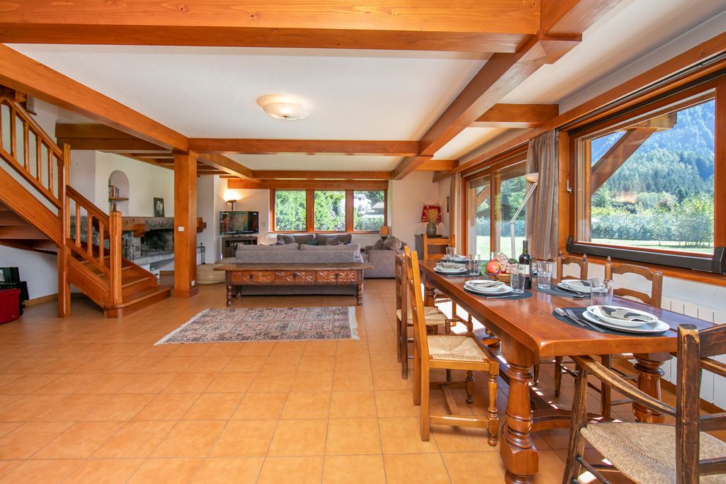 Chalet Jonquille Chamonix Olivers Travels 4