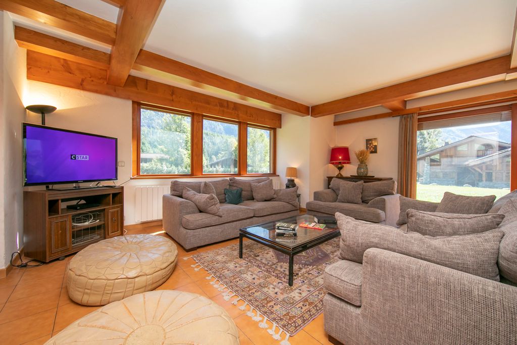 Chalet Jonquille Chamonix Olivers Travels 3