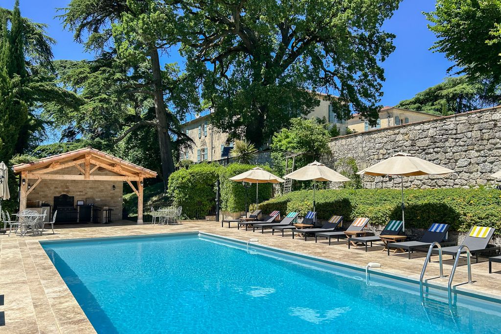 Chateau De La Perse Midi Pyrenees Olivers Travls00