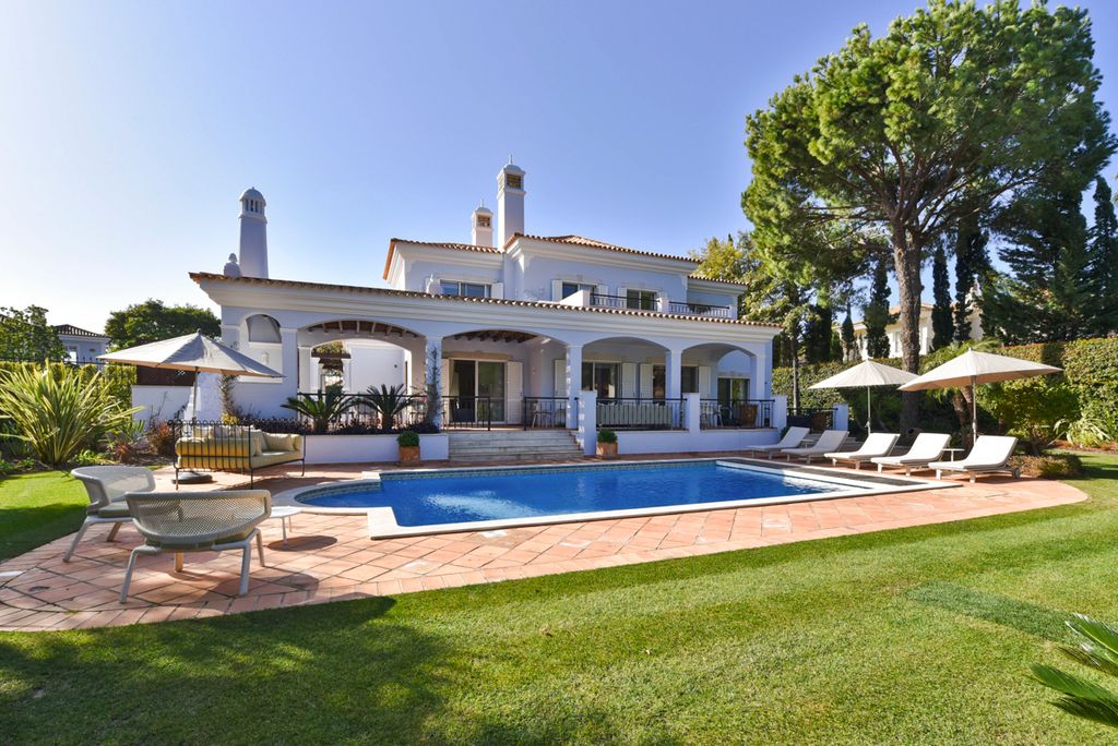 Villa Troto Vale do Lobo Olivers Travels 1