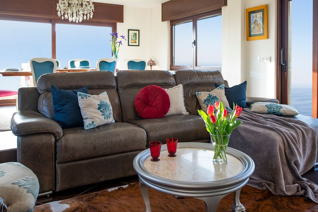 Villa Desuso Galicia Olivers Travels3