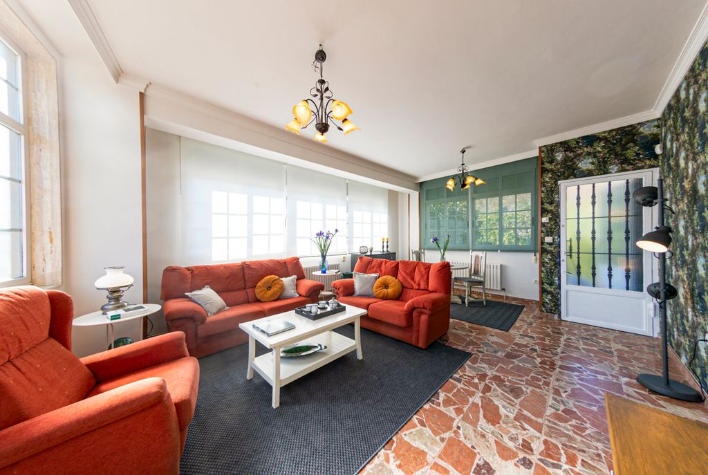 Villa Padron Galicia Olivers Travels 3