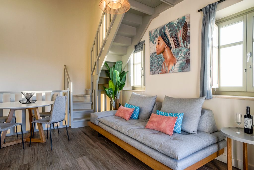 Villa Stoupa 1 Mainland Greece Olivers Travels3