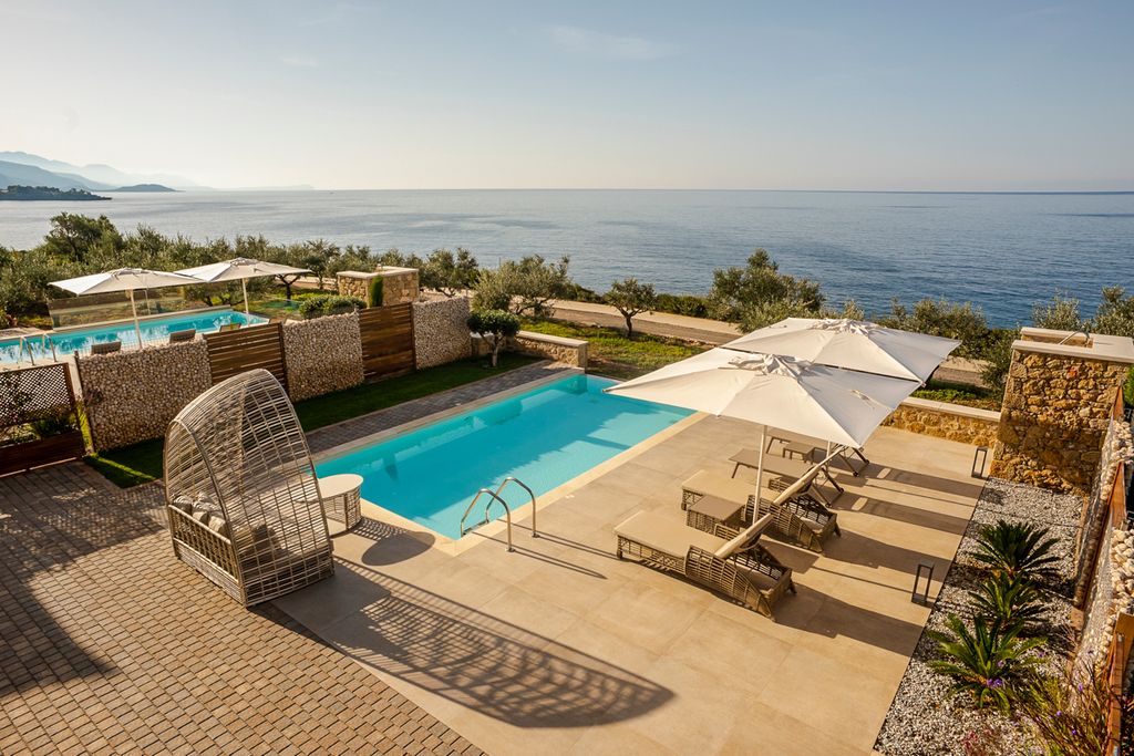 Villa Stoupa 1 Mainland Greece Olivers Travels2