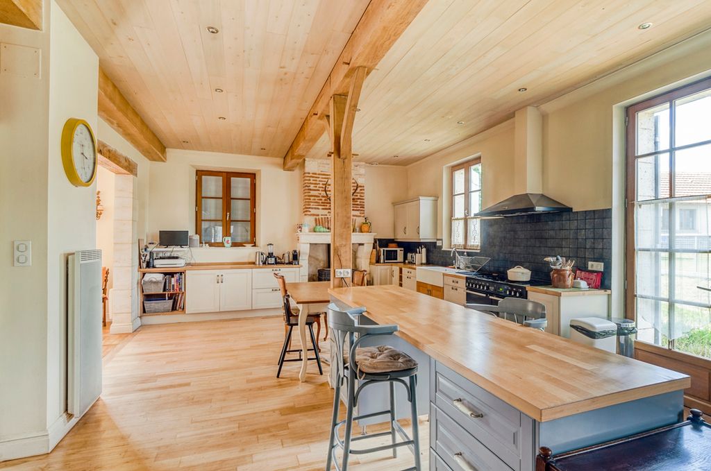 Maison Merisier Dordogne Olivers Travels12