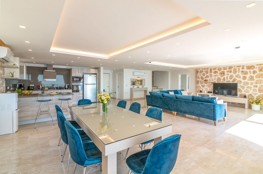 Villa Zultanite Kalkan Olivers Travels 3