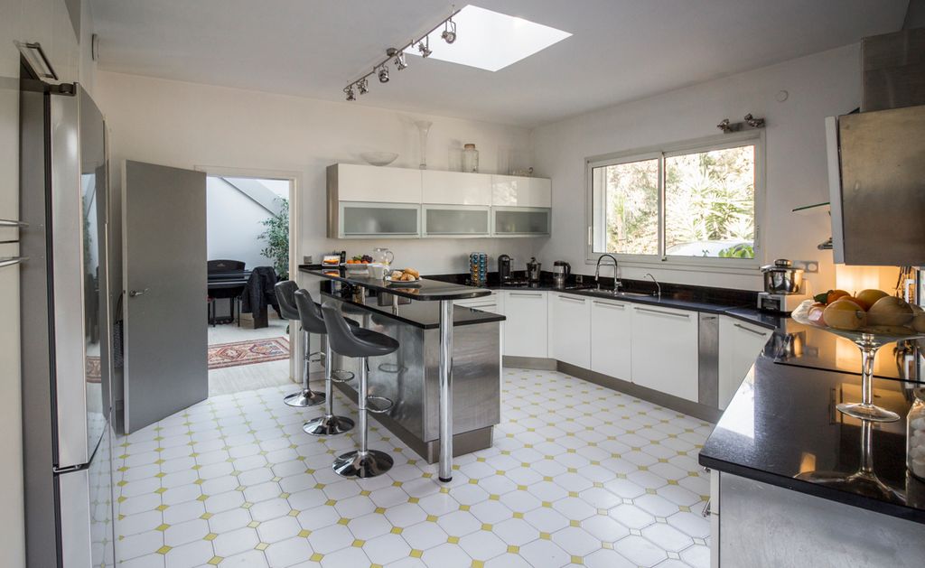 Villa Axelle French Riviera Olivers Travels 4