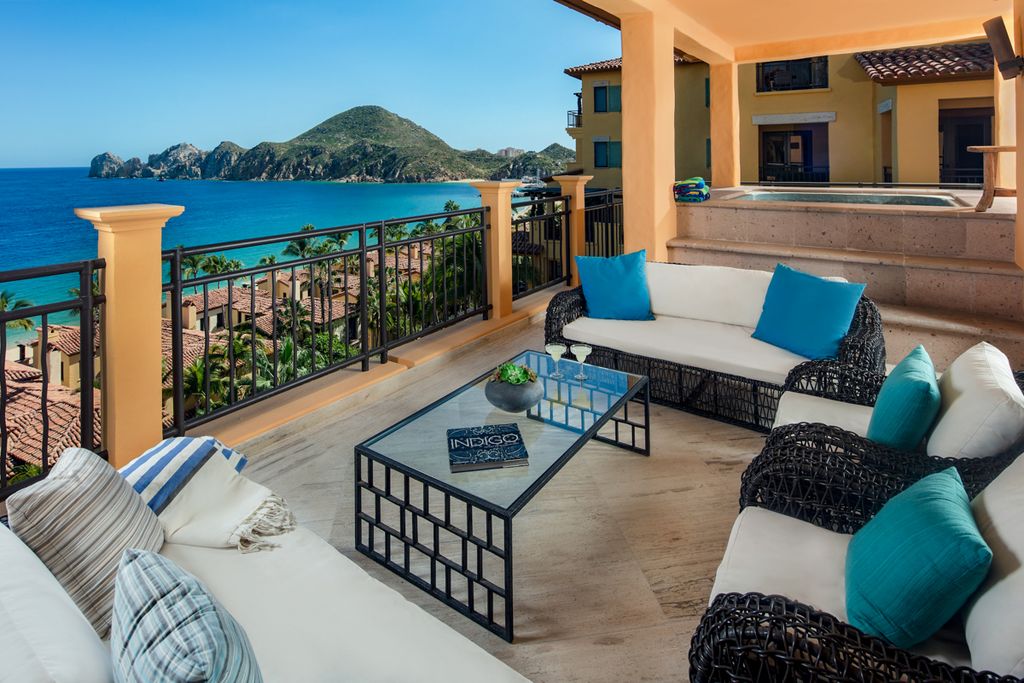 Penthouse Dia Pacifico Mexico Olivers Travels 1