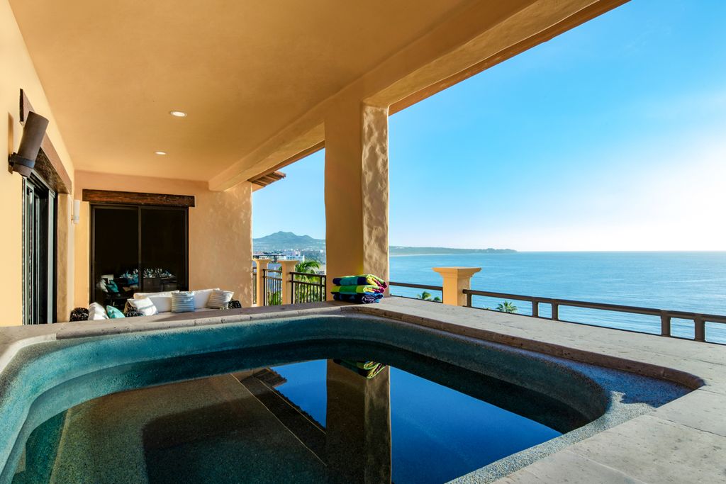 Penthouse Dia Pacifico Mexico Olivers Travels 2