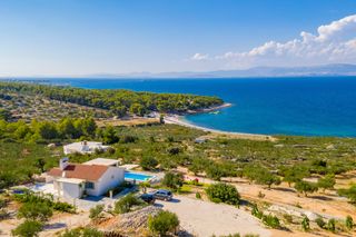 Villa Seryn Brac Olivers Travels1
