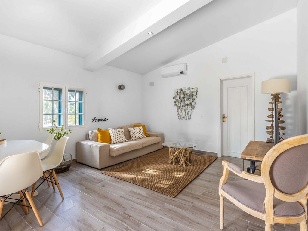 Casa Sousa Lisbon Coast Olivers Travels 3