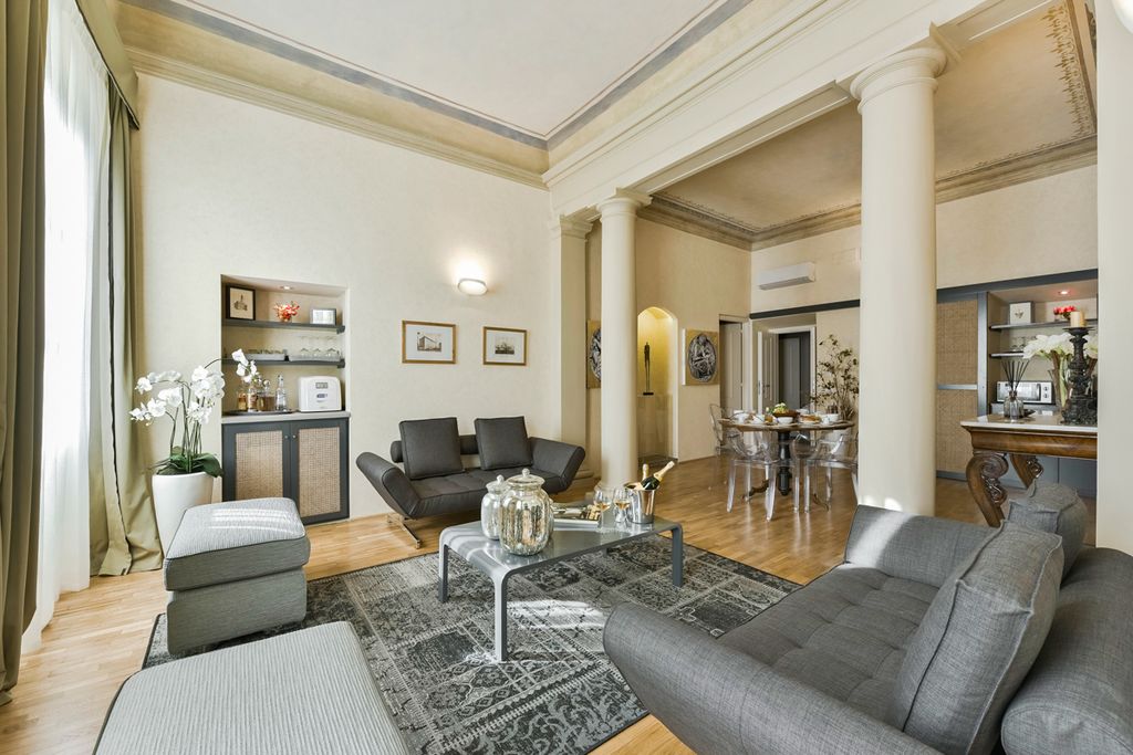 The Palatine Tuscany Olivers Travels1