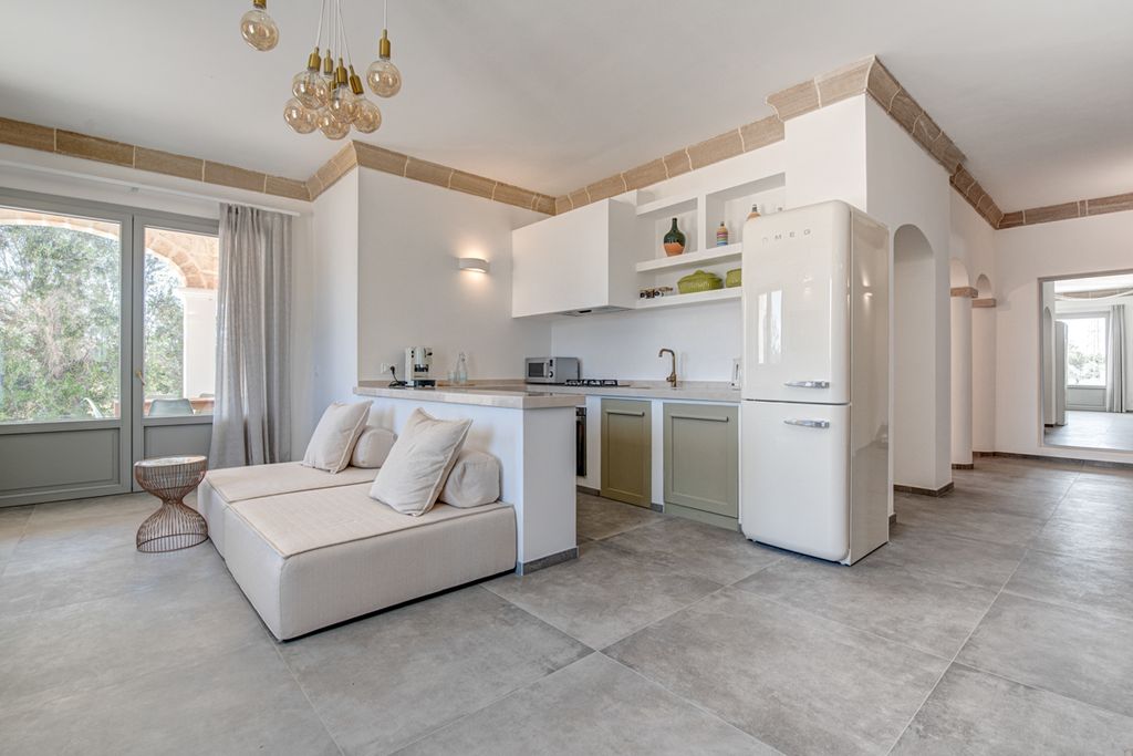 Villa Rhodiola Puglia Olivers Travels 3