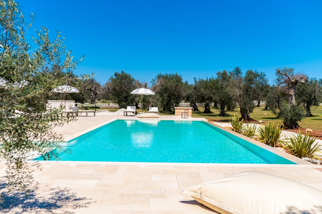 Villa Rhodiola Puglia Olivers Travels 1