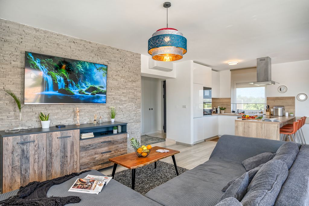Villa Sky Dalmatia Coast Olivers Travels 3