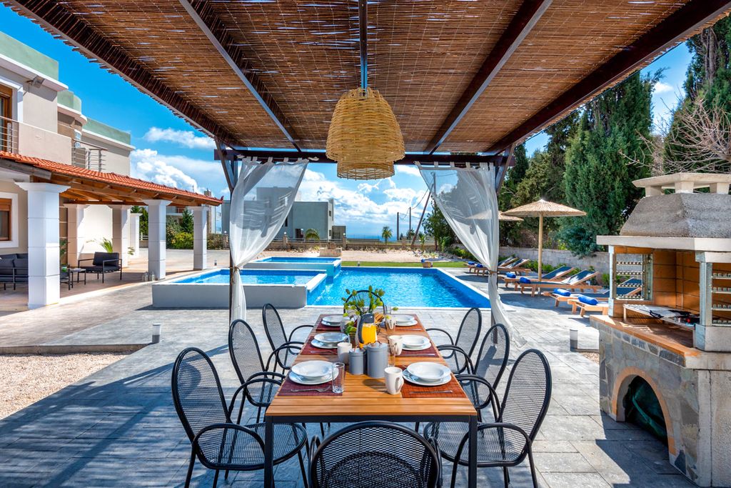 Villa Azelia Rhodes Olivers Travels 2 01
