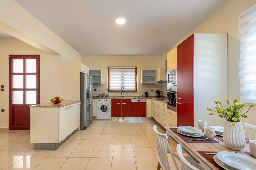 Villa Azelia Rhodes Olivers Travels 5 01