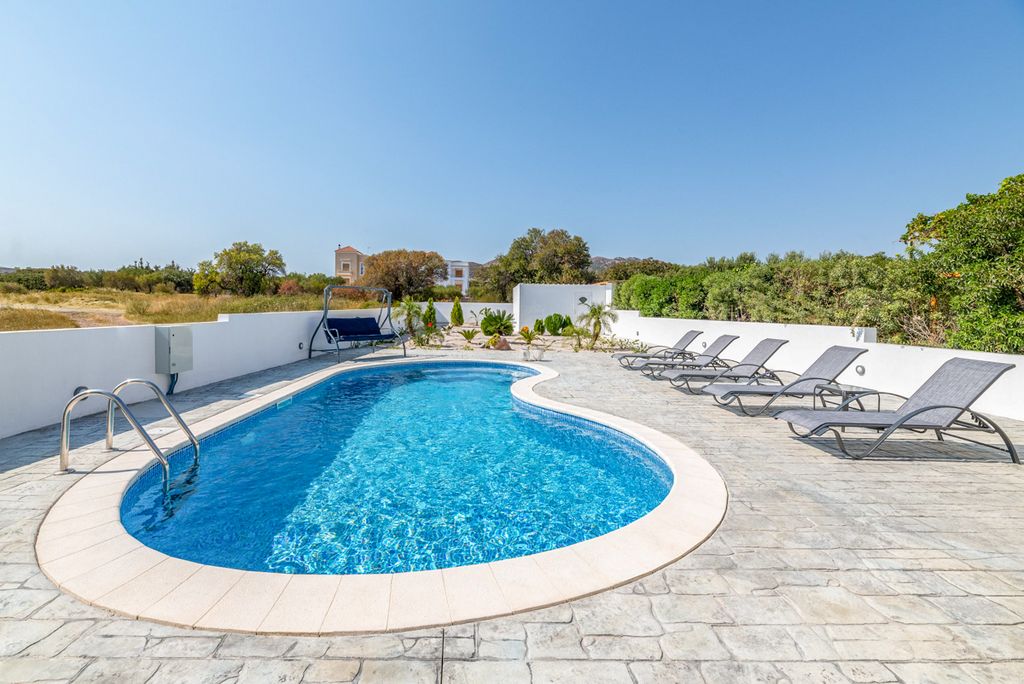 Villa Delphine Rhodes Olivers Travels 2 01