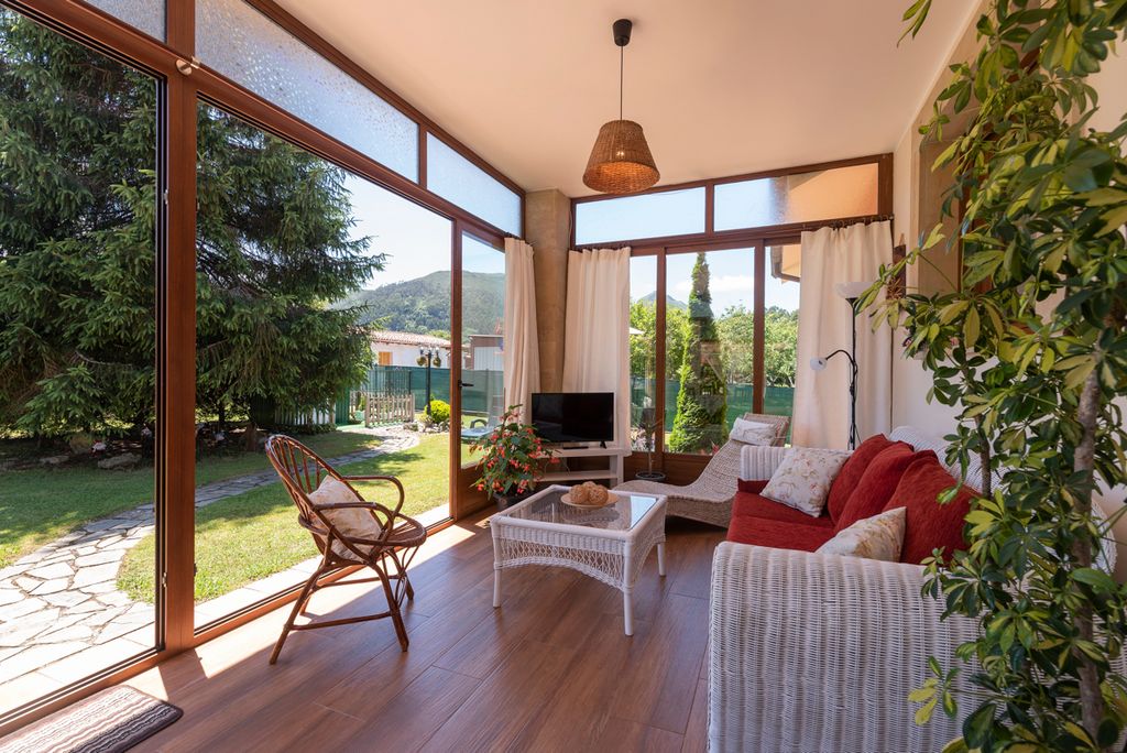 La Concha Asturias Olivers Travels 5