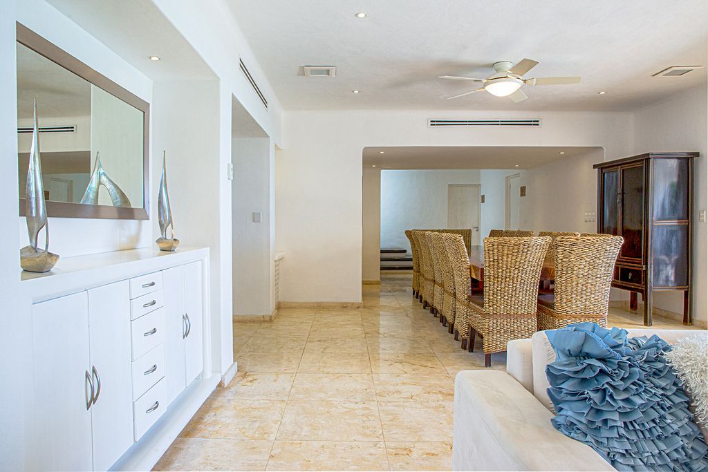 Casa Ligera Playa Del Carmen Olivers Travels 5