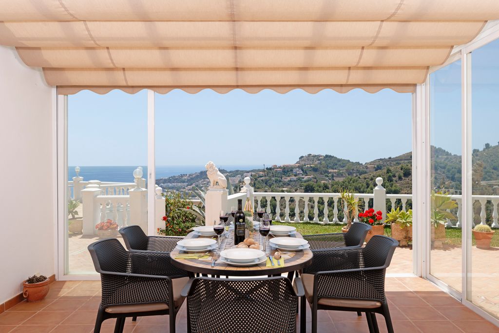 Villa Montanes Alto Costa Tropical Olivers Travels 5