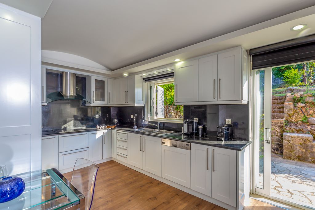 Villa Cynthia Corfu Olivers Travels 5