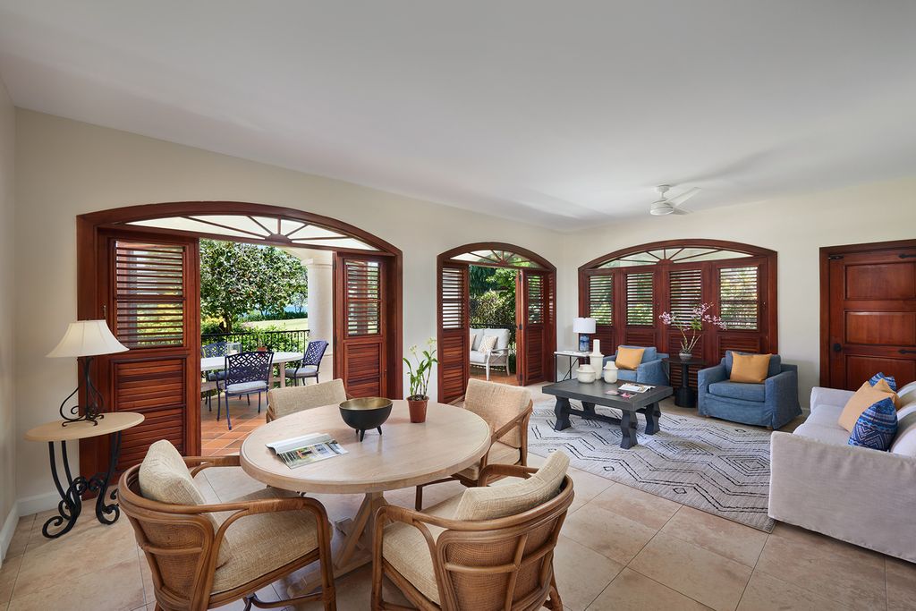 Cap Masion 2 Bed Courtyard St.Lucia OliversTravels 2