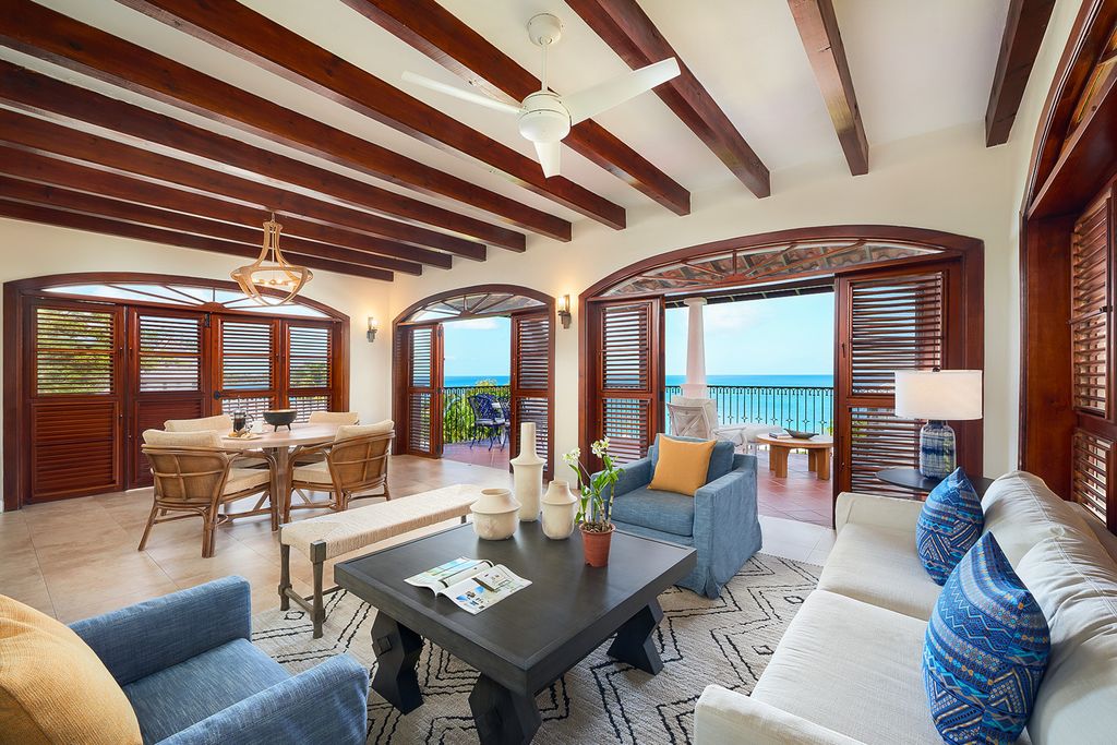 Cap Masion 3 Bed Oceanview Pool and Terrace Olivers Travels 3