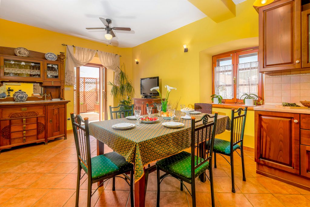 Villa Lilijana Brac Coast Olivers Travels3