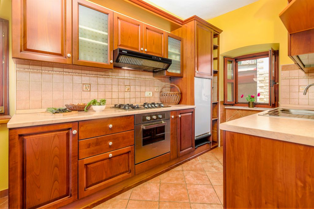 Villa Lilijana Brac Coast Olivers Travels4