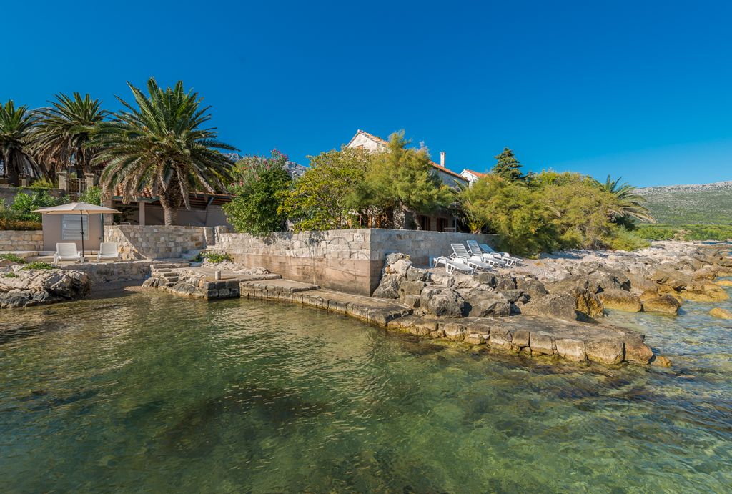 Villa Orebic Dalmatia Coast Olivers Travels 9
