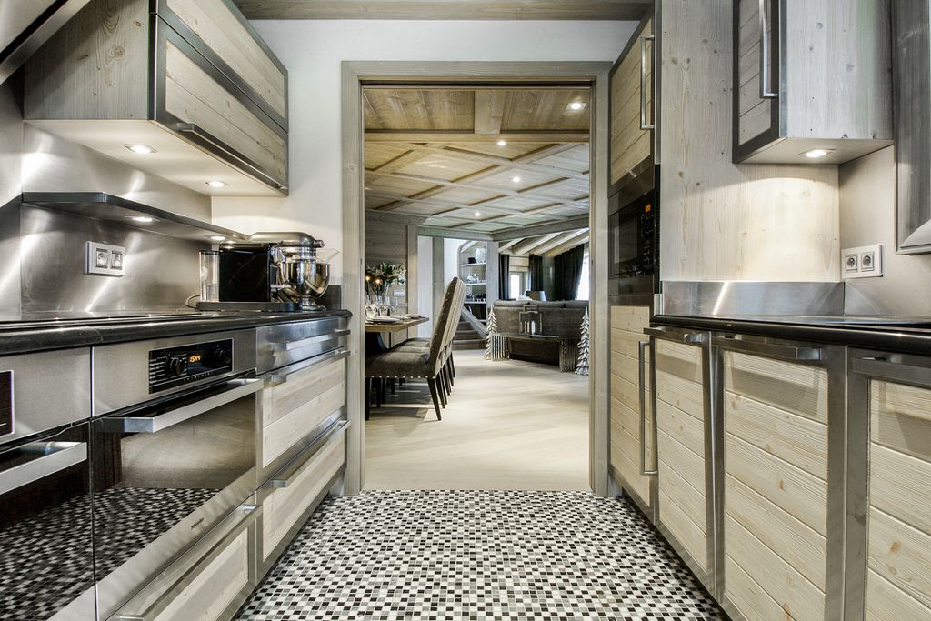 Chalet Nuit Val D Isere Olivers Travels 3