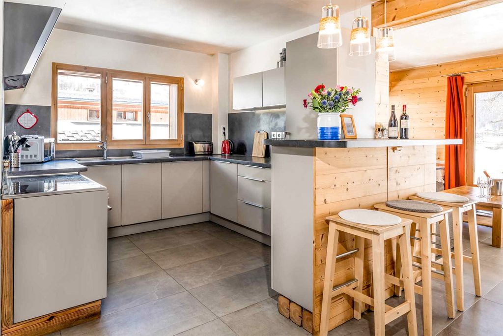 Chalet Chouettes Val D Isere Olivers Travels 4