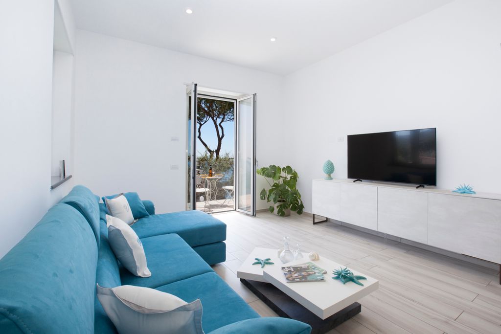 Domus Tiberius Amalfi Coast Olivers Travels3