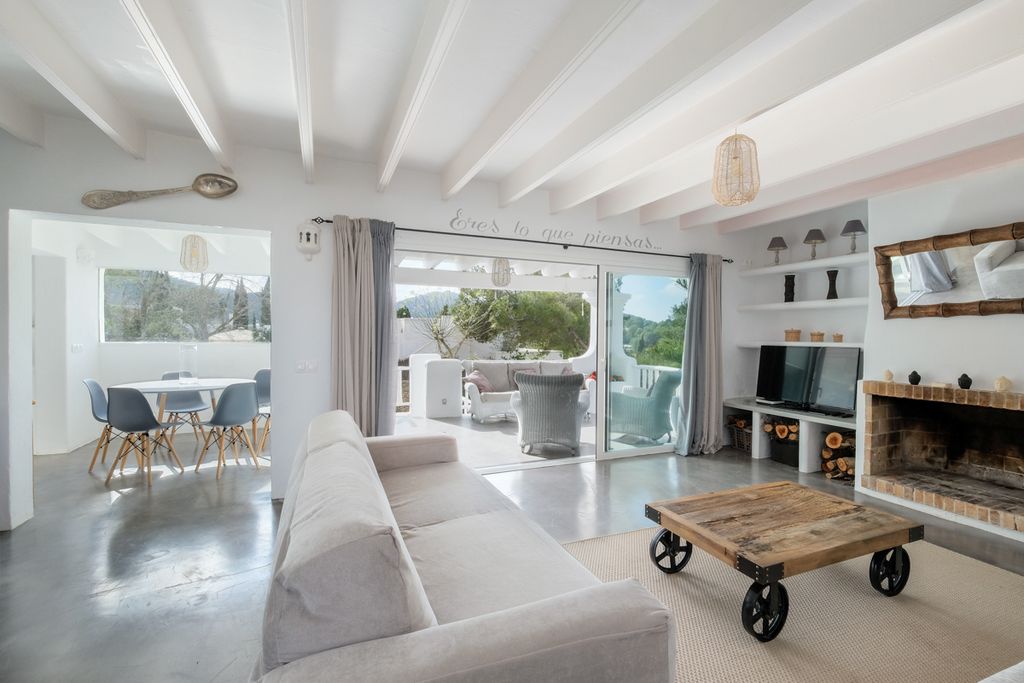 Villa Lausanne Ibiza Olivers Travels 3