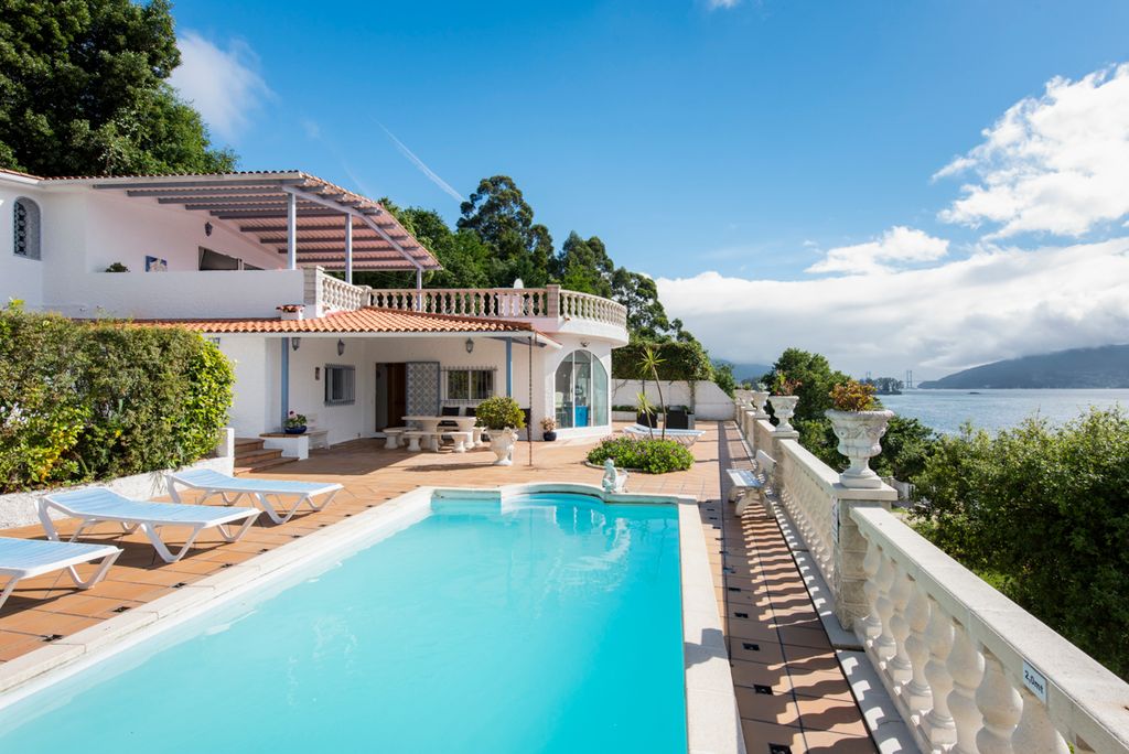 Villa Souto Galicia Olivers Travels 1