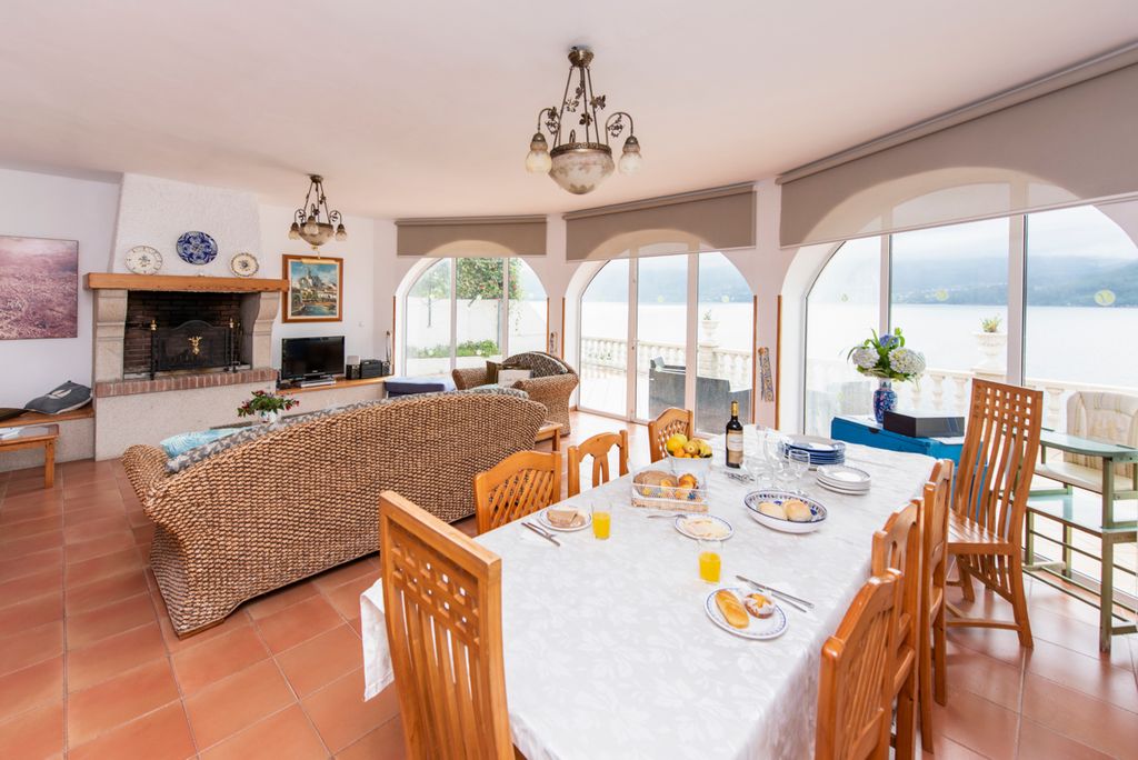 Villa Souto Galicia Olivers Travels 3