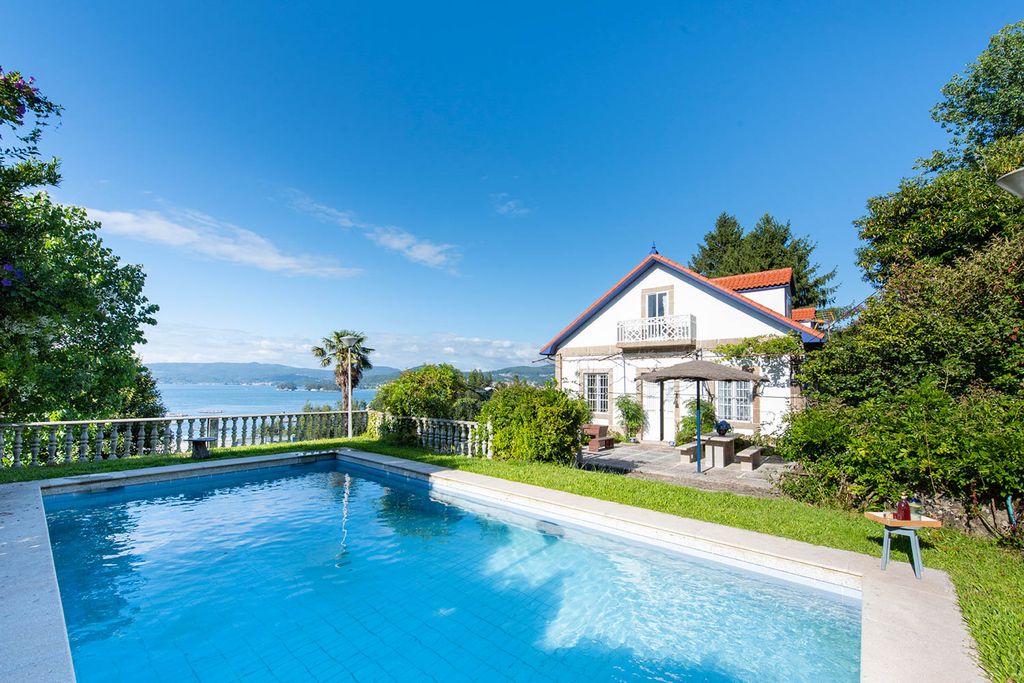 Villa San Simon Spain Olivers Travels 1.1