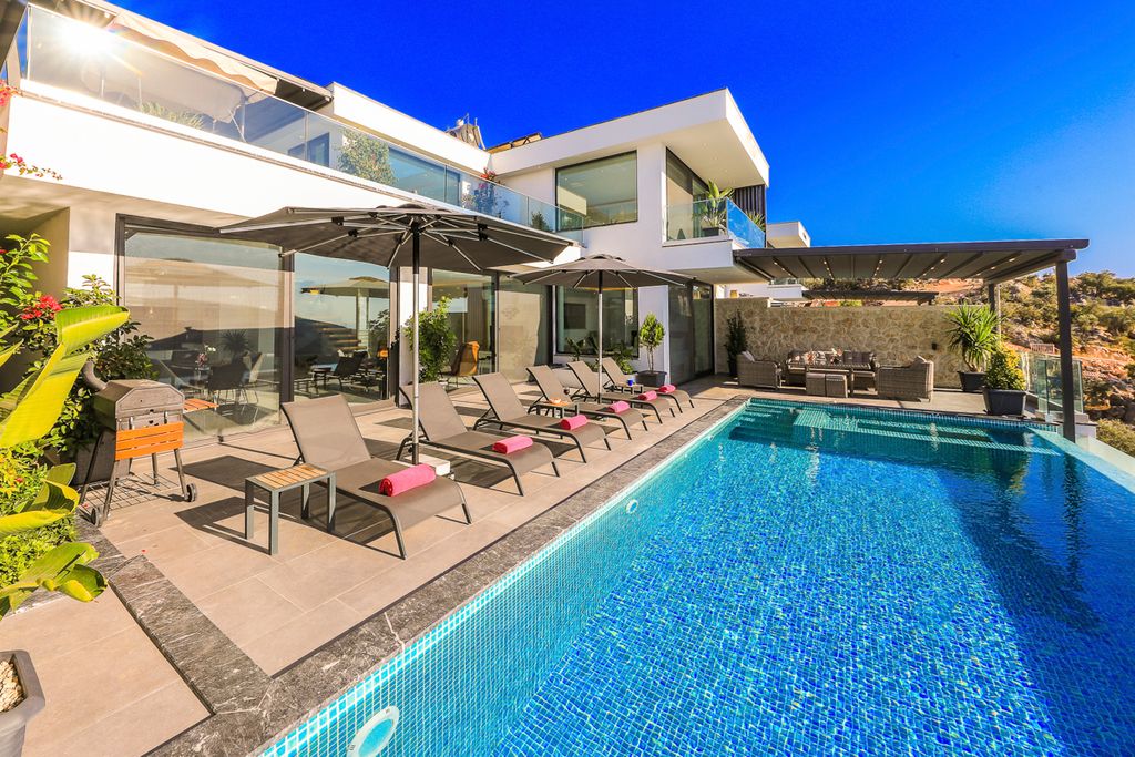 Villa Soloman Kalkan Olivers Travels1