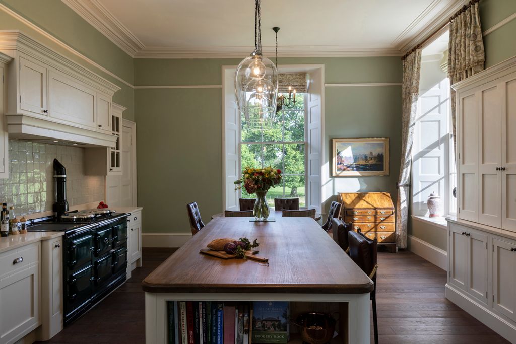 Yew House Scotland Olivers Travels5