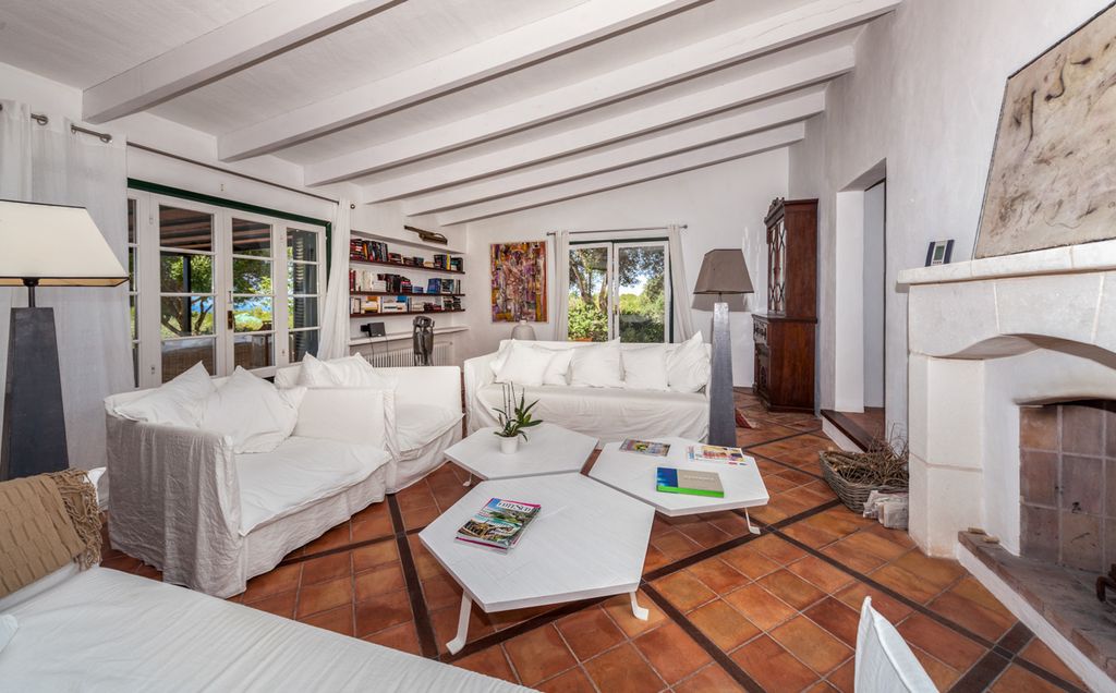 Villa Fuller Menorca Olivers Travels 3