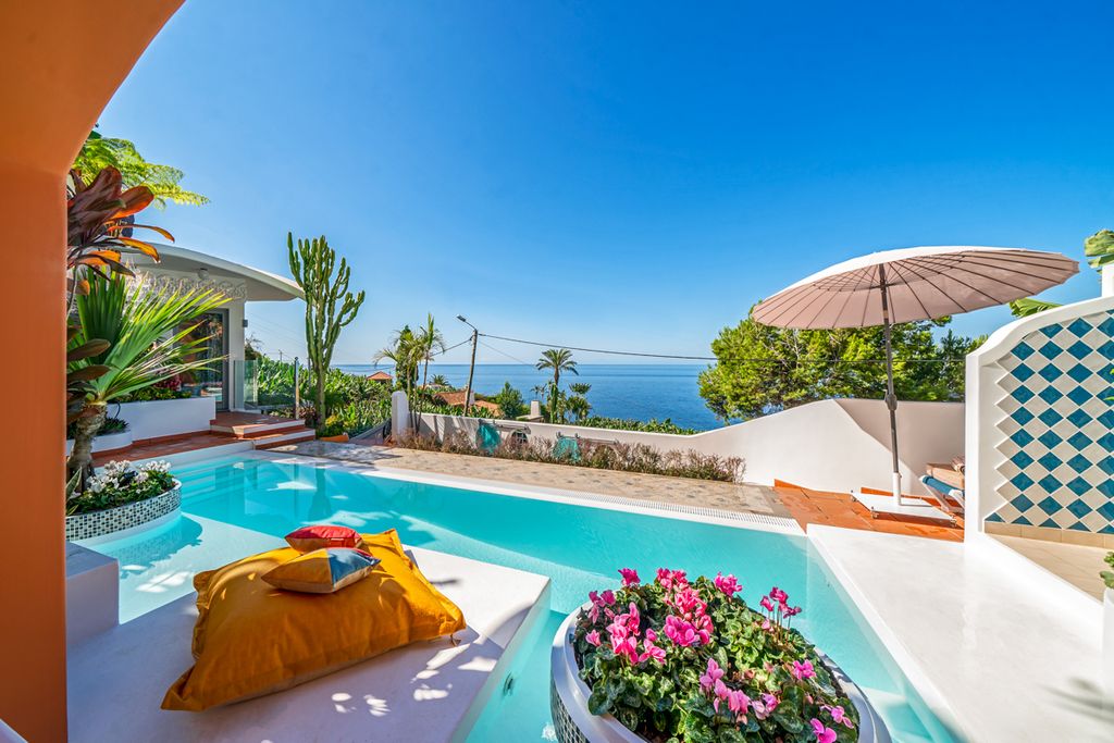 Faja Do Mar Madeira Olivers Travels 1