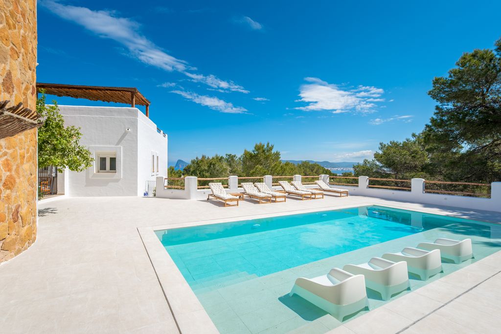 Villa Mosteli Ibiza Olivers Travels 02