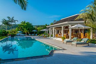 Bougainvillea at the Tryall Club Jamaica Olivers Travels 1