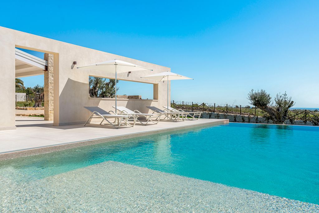 Carob Tree Sicily Olivers Travels 1