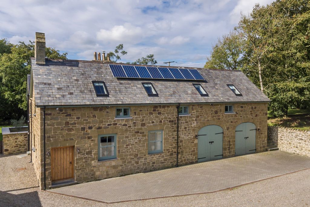 Welsh Coach House Wales Olivers Travels 1