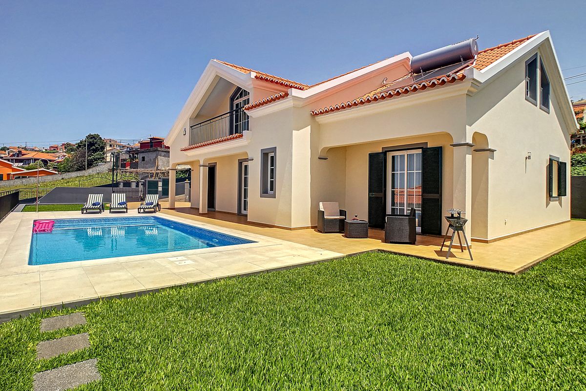 Villa ID-14340