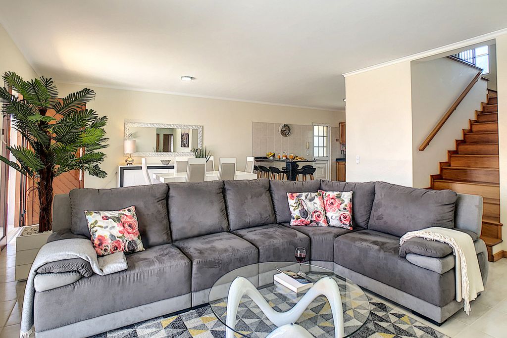 Villa Poiso Madeira Coast Olivers Travels 2